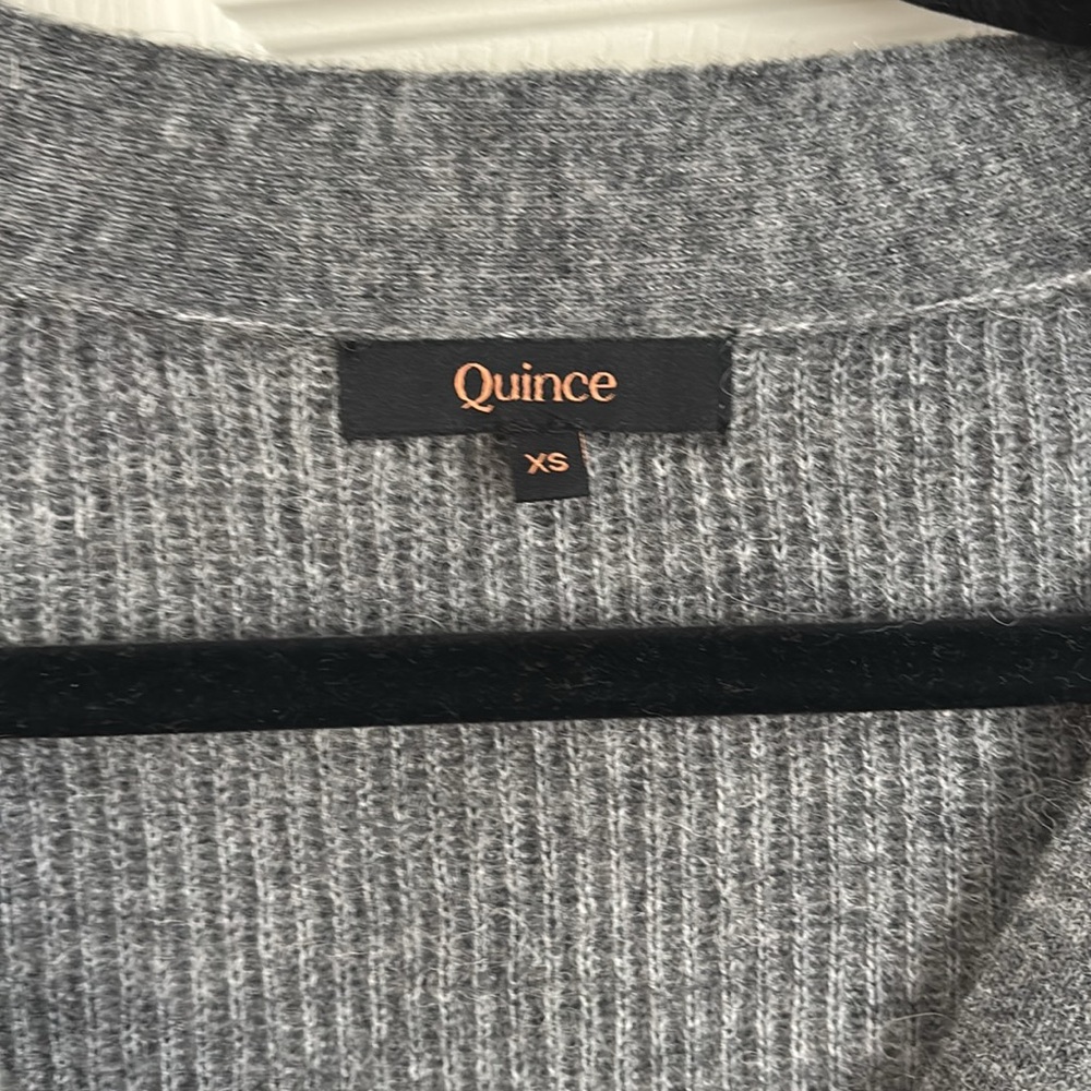 Quince Alpaca Wool Cropped Cardigan - Picture 2 of 4